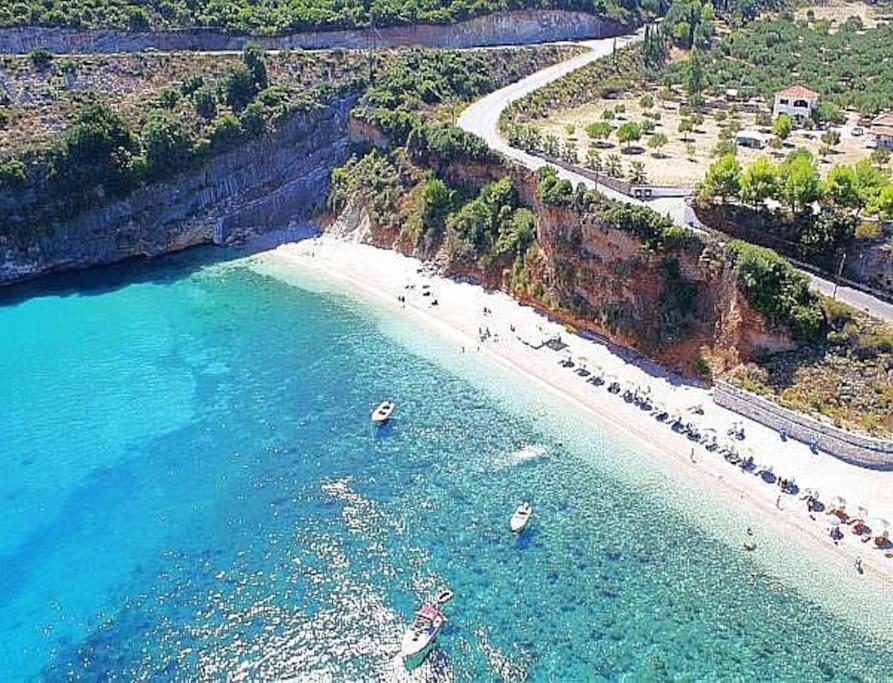 Apartament Alice Happy Place 2 , Only 5 Minutes From The Shipwreck!!! Anafonítria